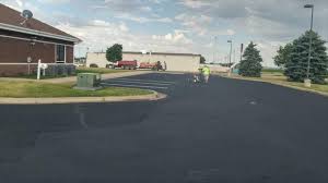 Reliable Robins, IA Driveway Paving  Solutions